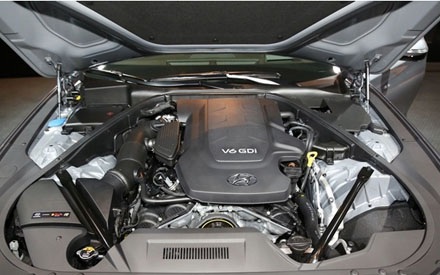 Hyundai Genesis sedan mới ra mắt tại Hàn Quốc - 8 Hyundai Genesis sedan mới ra mắt tại Hàn Quốc